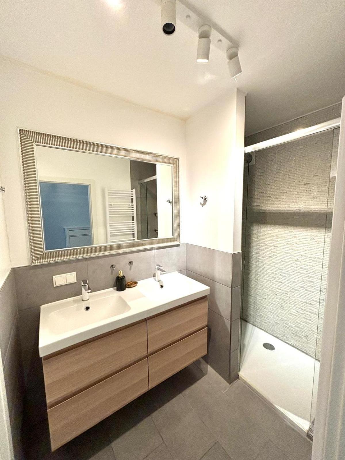 Beautiful Two Bedroom Apartment In Luxembourg City Center 외부 사진